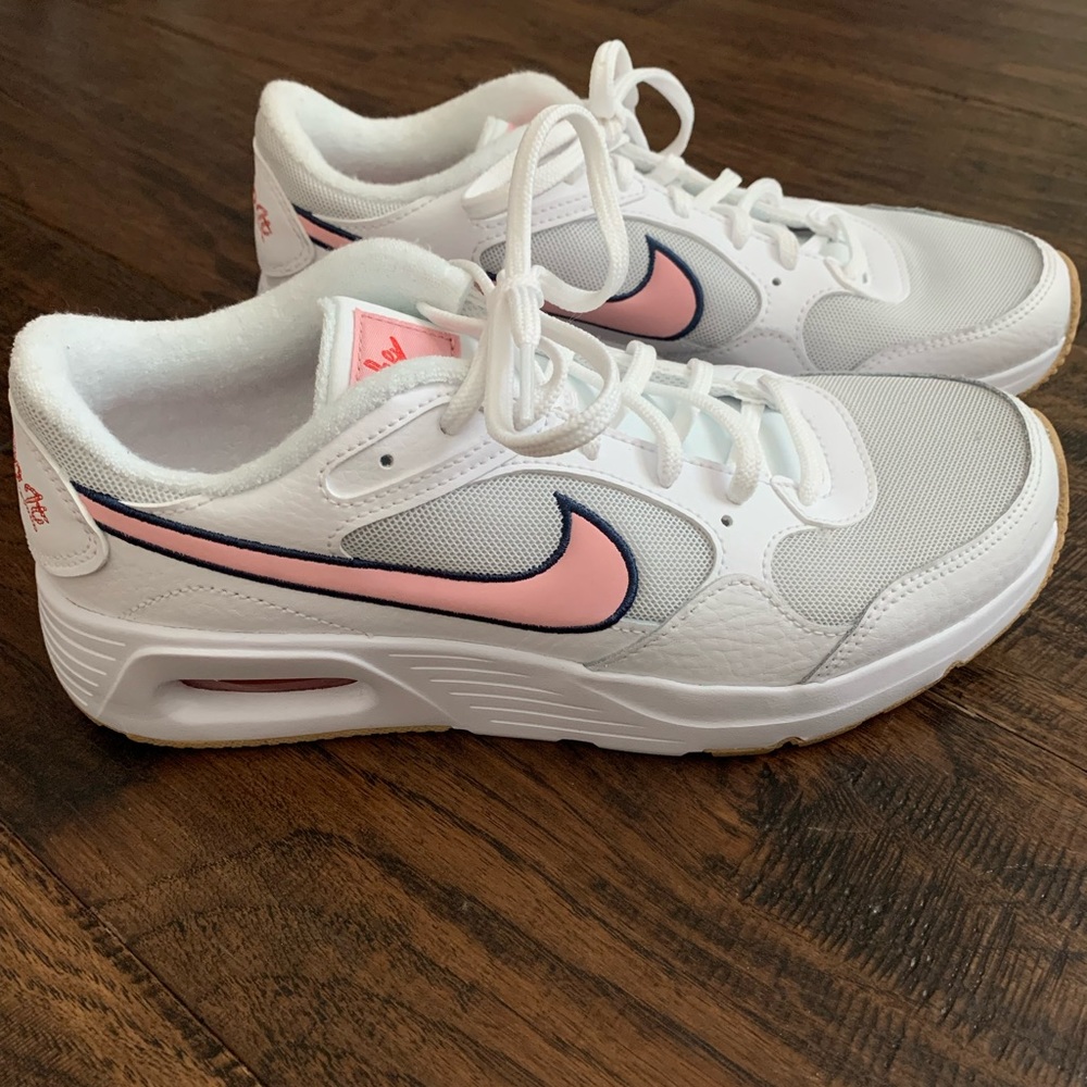 Nike Sneakers,Cute, Great Condition